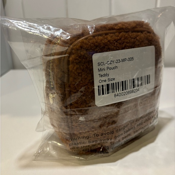 Stoney Clover Lane Mini Pouch - Sherpa Teddy - Picture 2 of 7